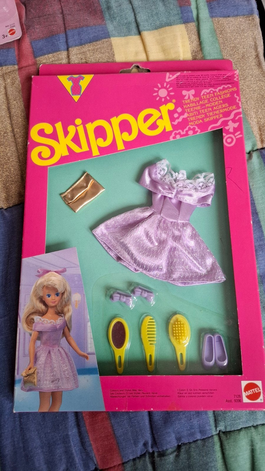 Vintage Skipper Barbie Pop met Paarse Jurk en Accessoires, Ophalen of Verzenden, Zo goed als nieuw