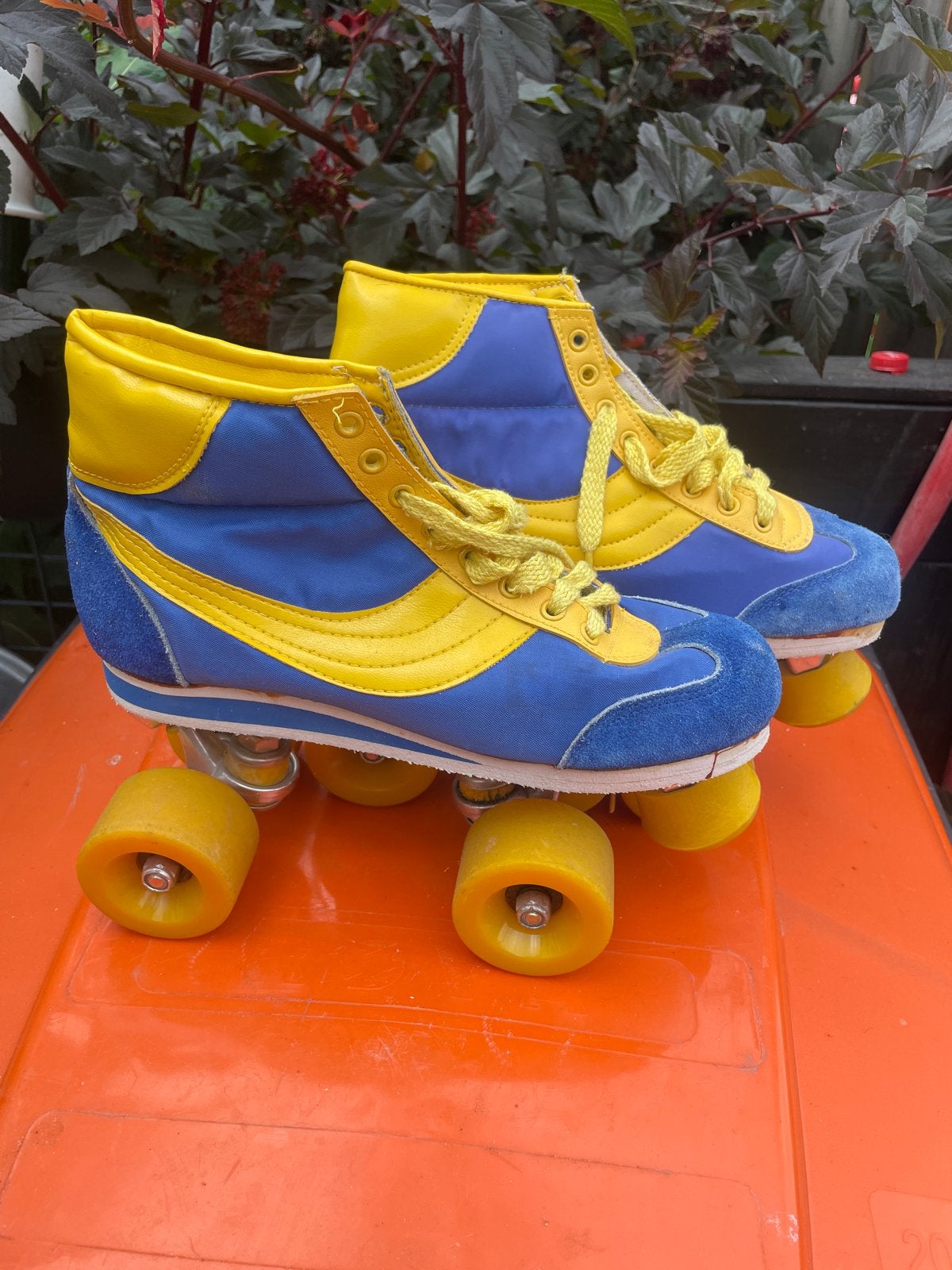 Vintage Roller Skates Maat 40 - Blauw/Geel, Ophalen of Verzenden, Gebruikt