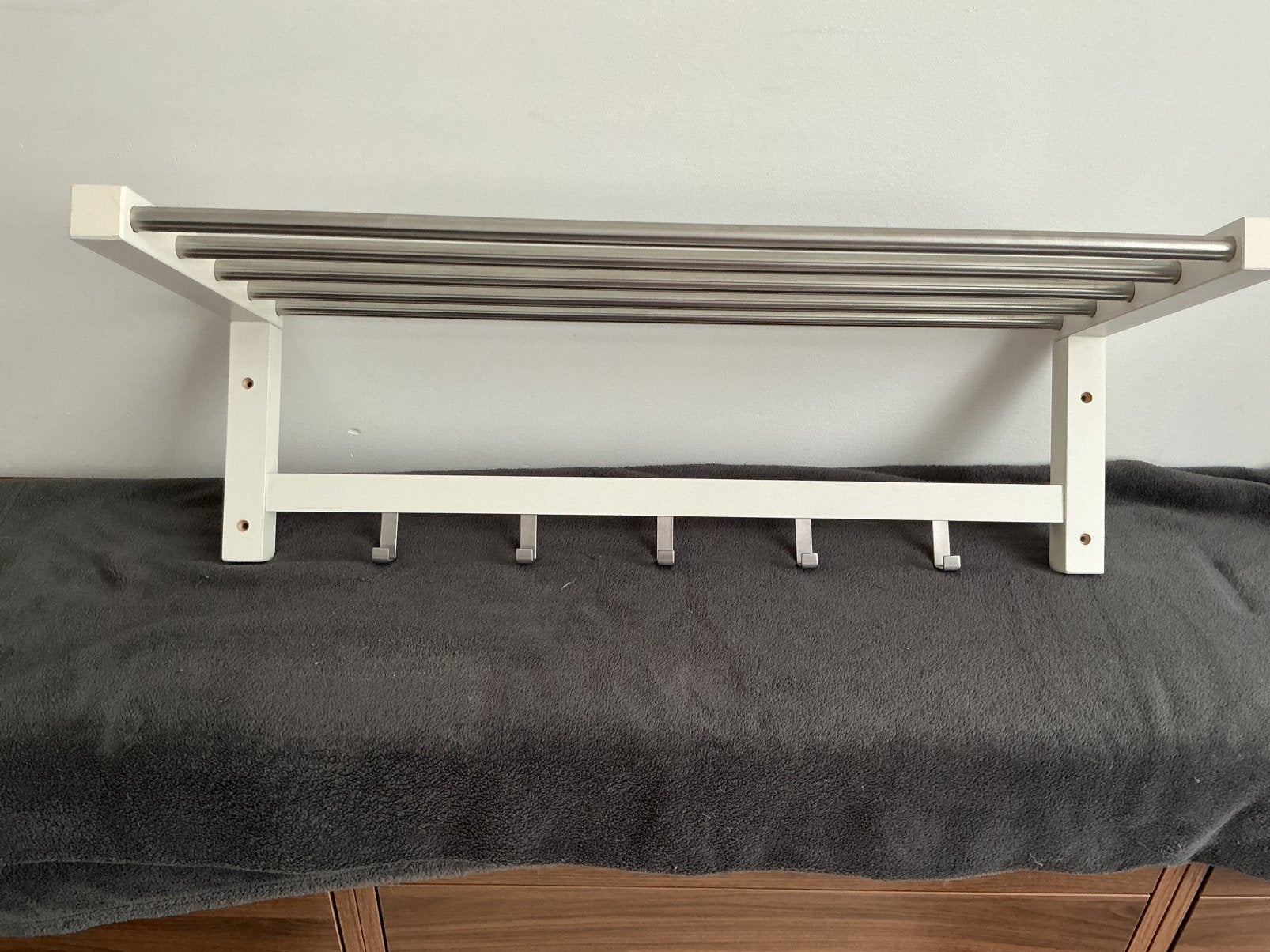 Witte wandkapstok met hoedenplank, Zo goed als nieuw, Minder dan 100 cm, Hout, Ophalen