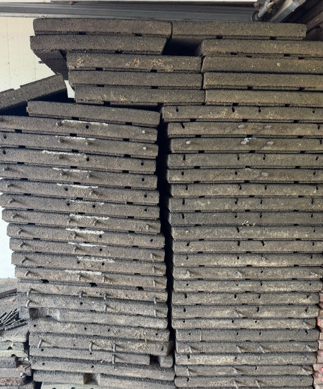 Rubberen tegels met beschadiging stal ed ruim 15m2, Tuin en Terras, Tegels en Klinkers, Gebruikt, Overige typen, Rubber, 10 m² of meer