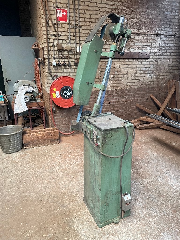Bandschuurmachine voor metaal 75 x 2500 mm, Ophalen, Gebruikt, 1200 watt of meer, Bandschuurmachine
