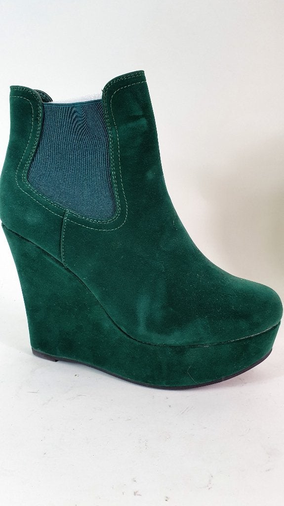 Kayla Shoes enkellaarsjes, suede groen, maat 40. 8A4, Tweedehands verkoop, Tweedehands verkoop, Ophalen of Verzenden, Groen