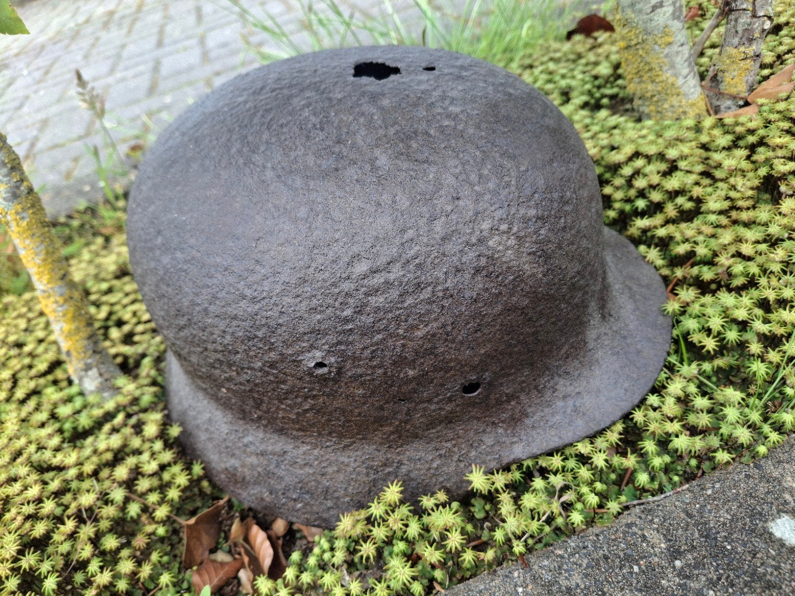 Duitse M35 Stahlhelm Oostfront Bodemvondst Paraffine, Verzamelen, Ophalen, Landmacht, Duitsland, Helm of Baret