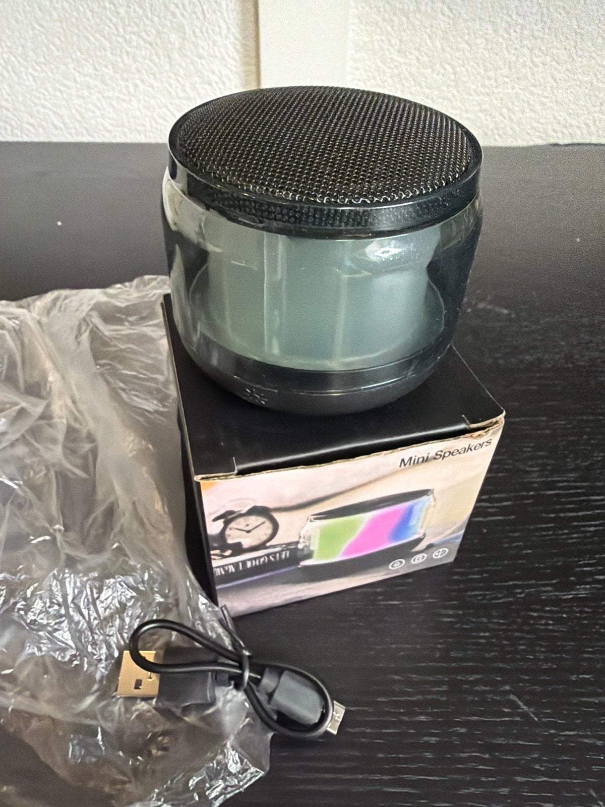 Nieuwe Mini Speaker - Draagbaar en Compact, Audio, Tv en Foto, Overige merken, Inclusief oplader, Nieuw, Ophalen of Verzenden