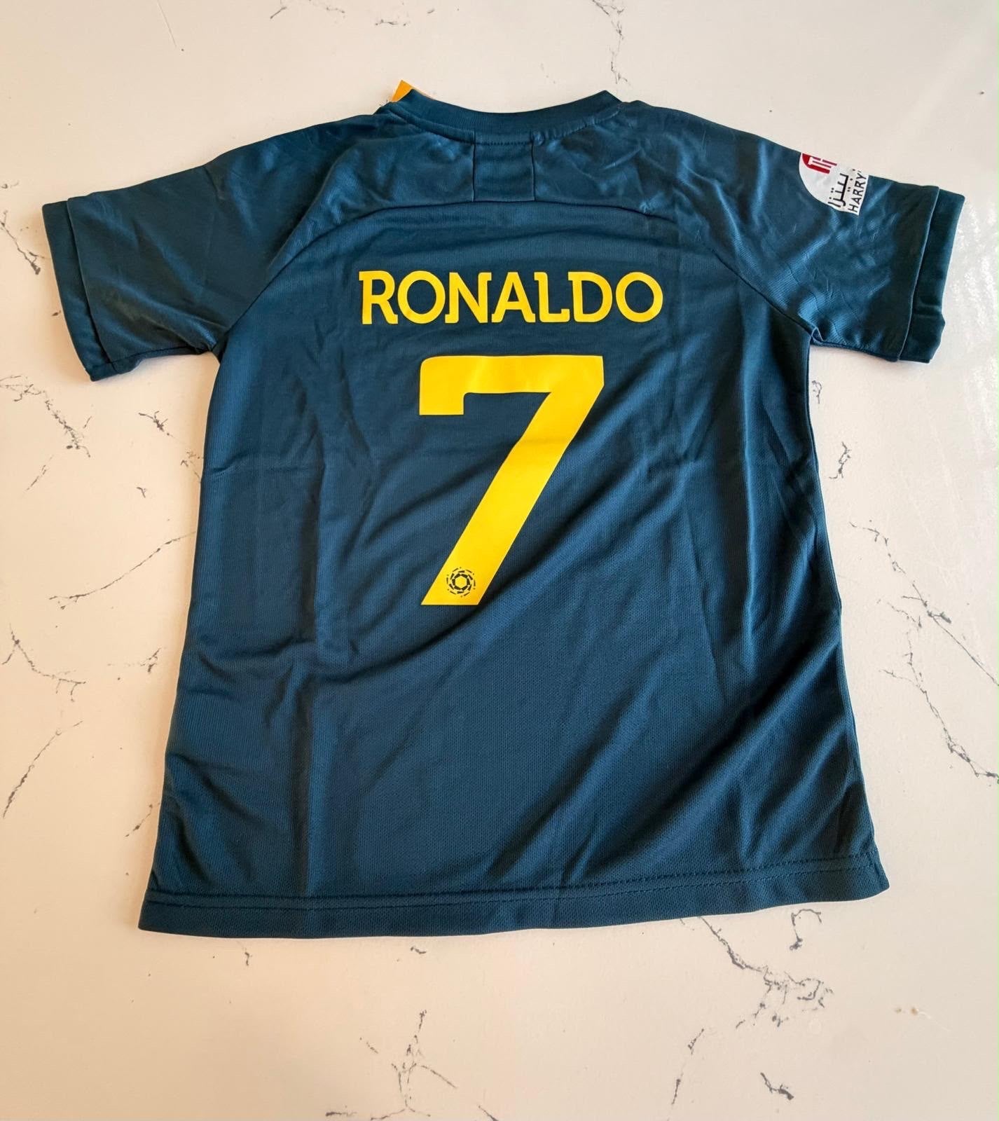 Compleet Al-Nassr Ronaldo 7 tenue - Nieuw met kaartje, Sport en Fitness, Voetbal, Ophalen of Verzenden, Nieuw
