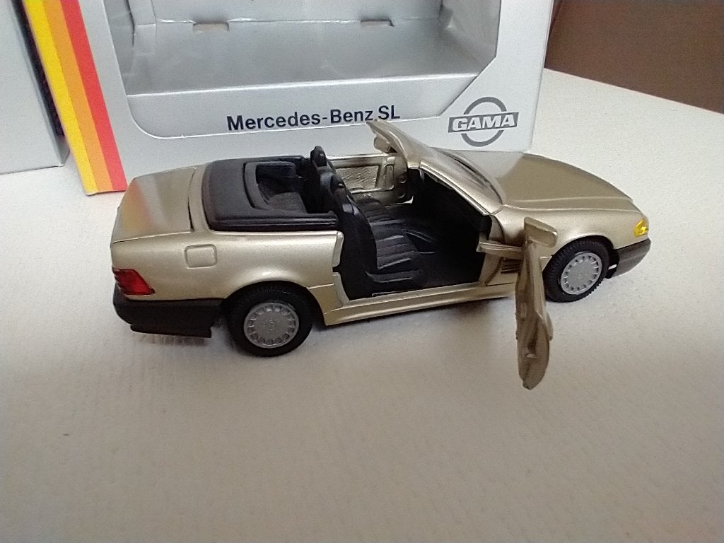 MERCEDES BENZ SL COUPE  1989, Ophalen of Verzenden, Zo goed als nieuw, Auto, Overige merken