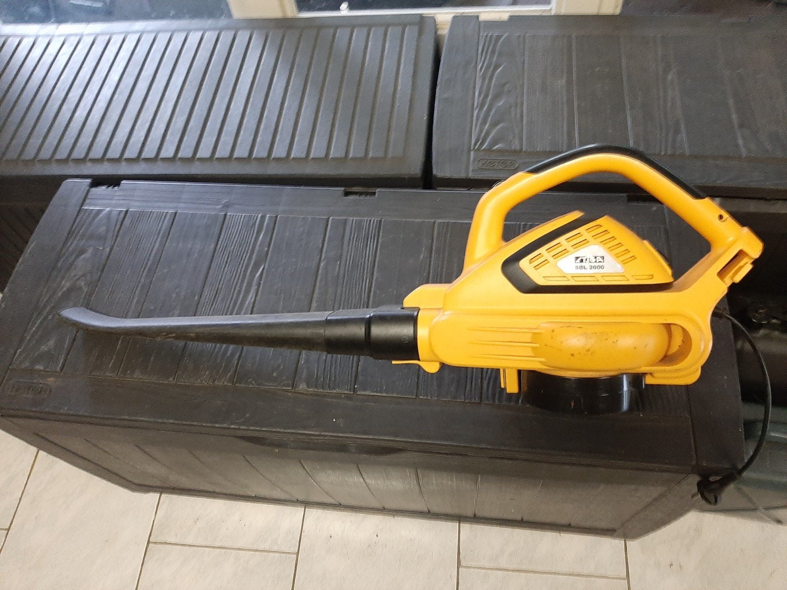Stiga SBL 2600 Elektrische Bladblazer - 2600W, Gebruikt, Stiga, Handgedragen, Ophalen of Verzenden