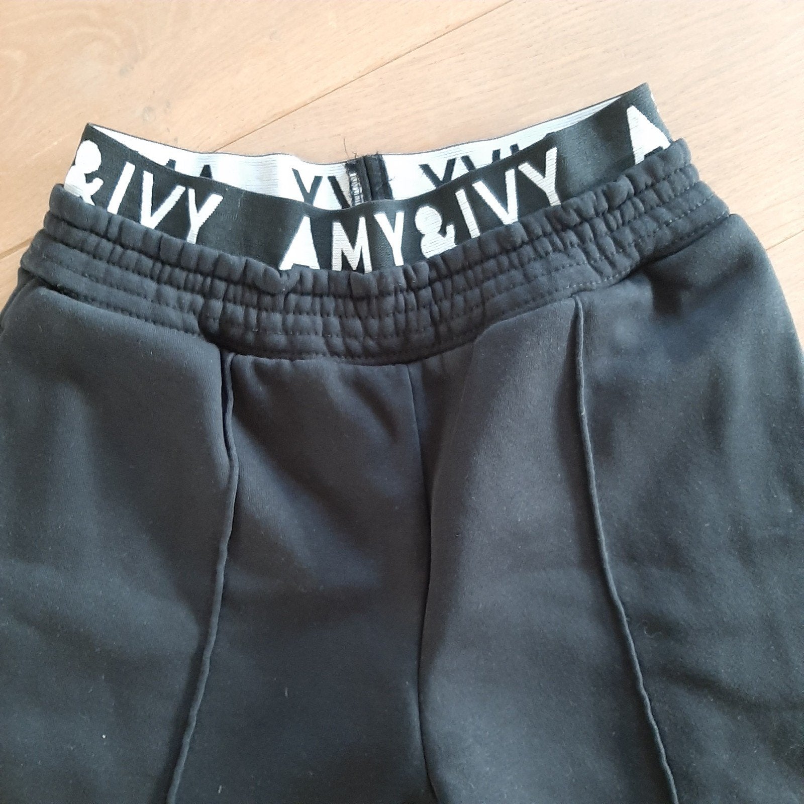 Zwarte broek maat xs, Kleding | Dames, Zwart, Ophalen of Verzenden, Zo goed als nieuw, Maat 34 (XS) of kleiner
