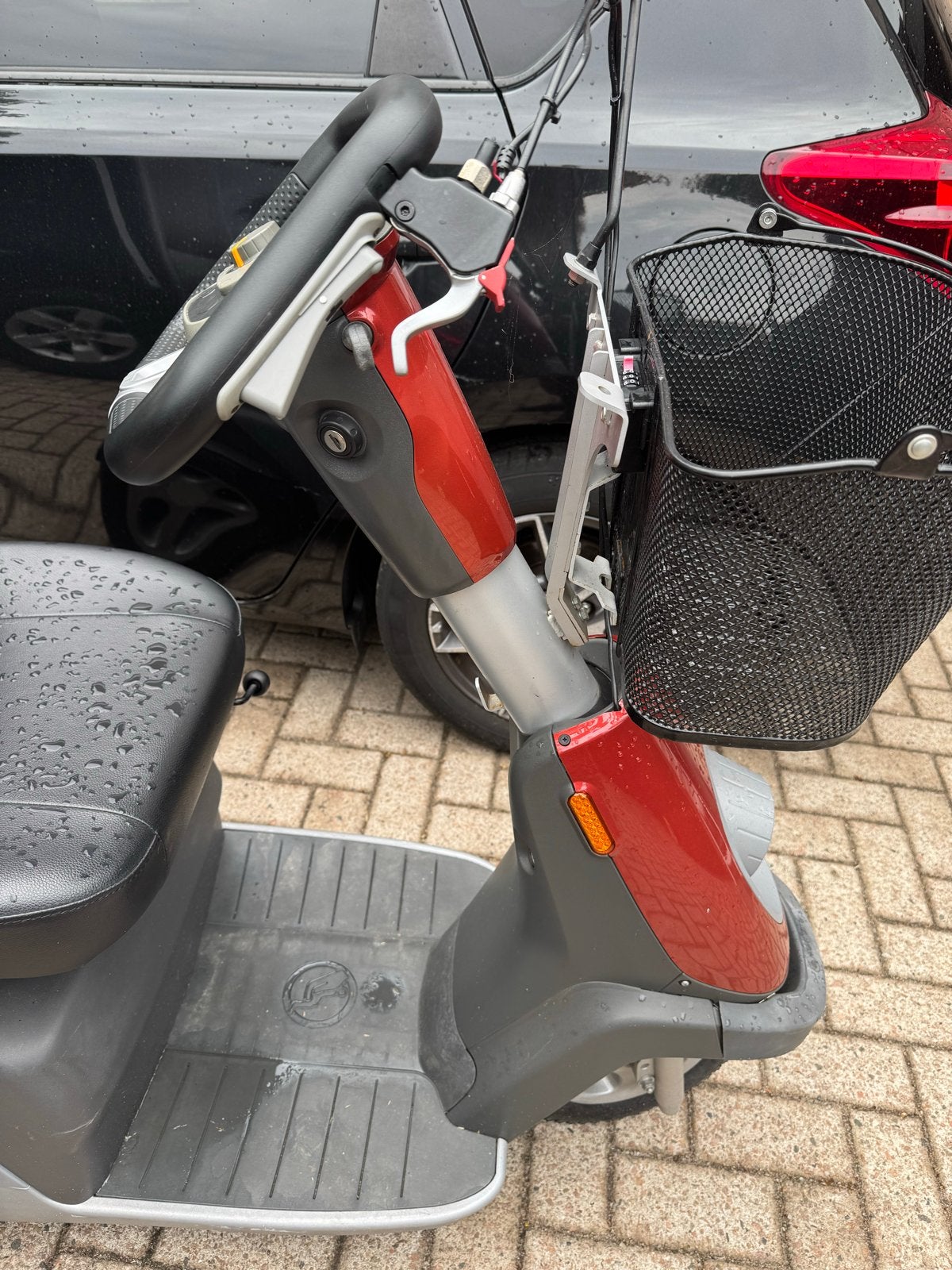 Scootmobiel trophy 20 sterling, Ophalen, Gebruikt, 36 t/m 45 km, Sterling