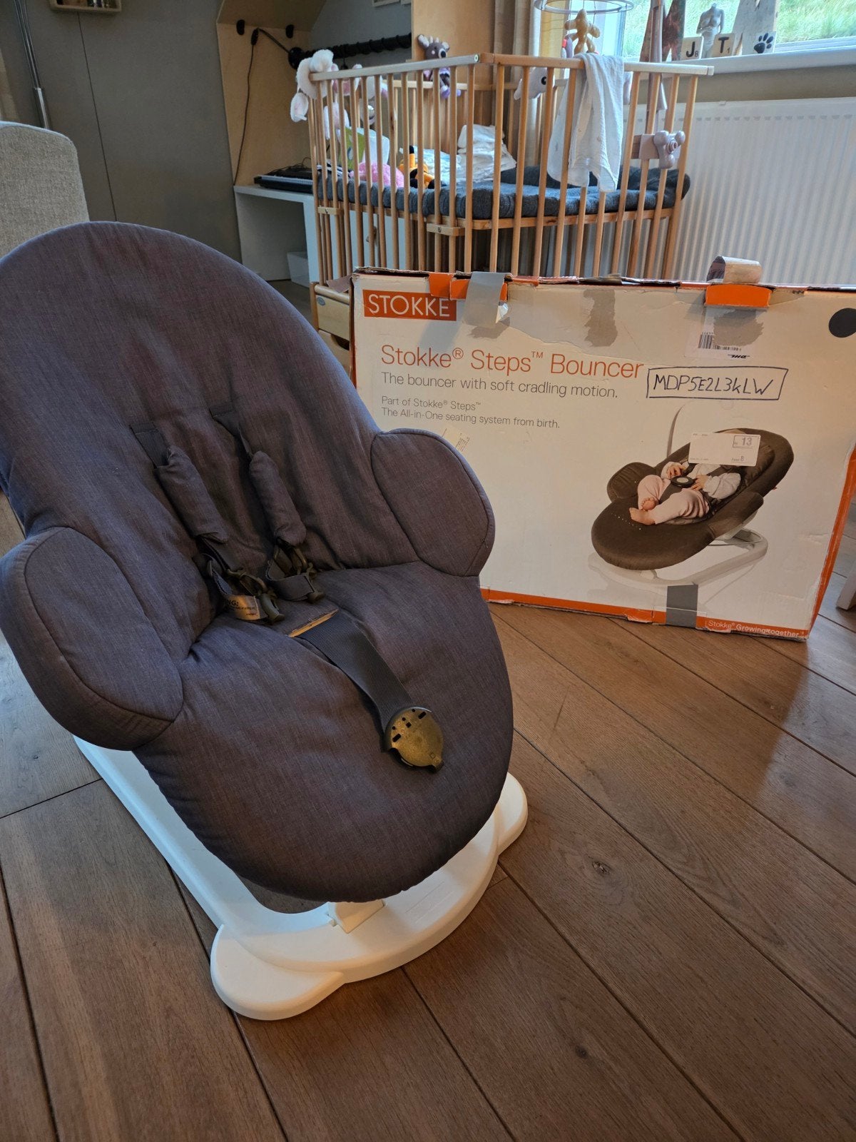 Stokke Tripp Trapp Newborn Set met gordel, Kinderen en Baby's, Kinderstoelen, Ophalen of Verzenden, Zo goed als nieuw, Meegroeistoel