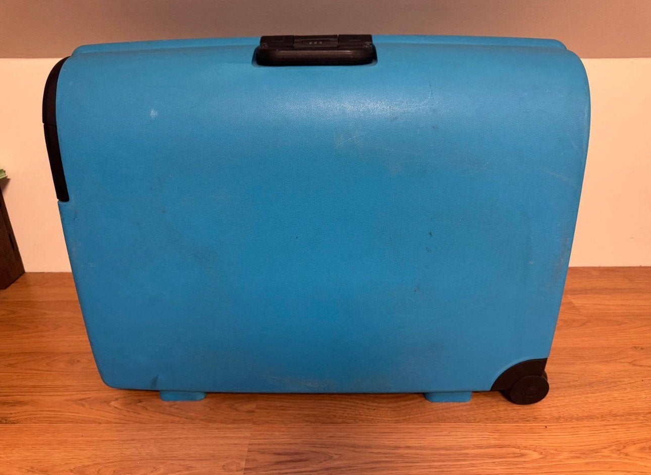 Carlton koffer, Ophalen, Hard kunststof, Zo goed als nieuw, 70 cm of meer