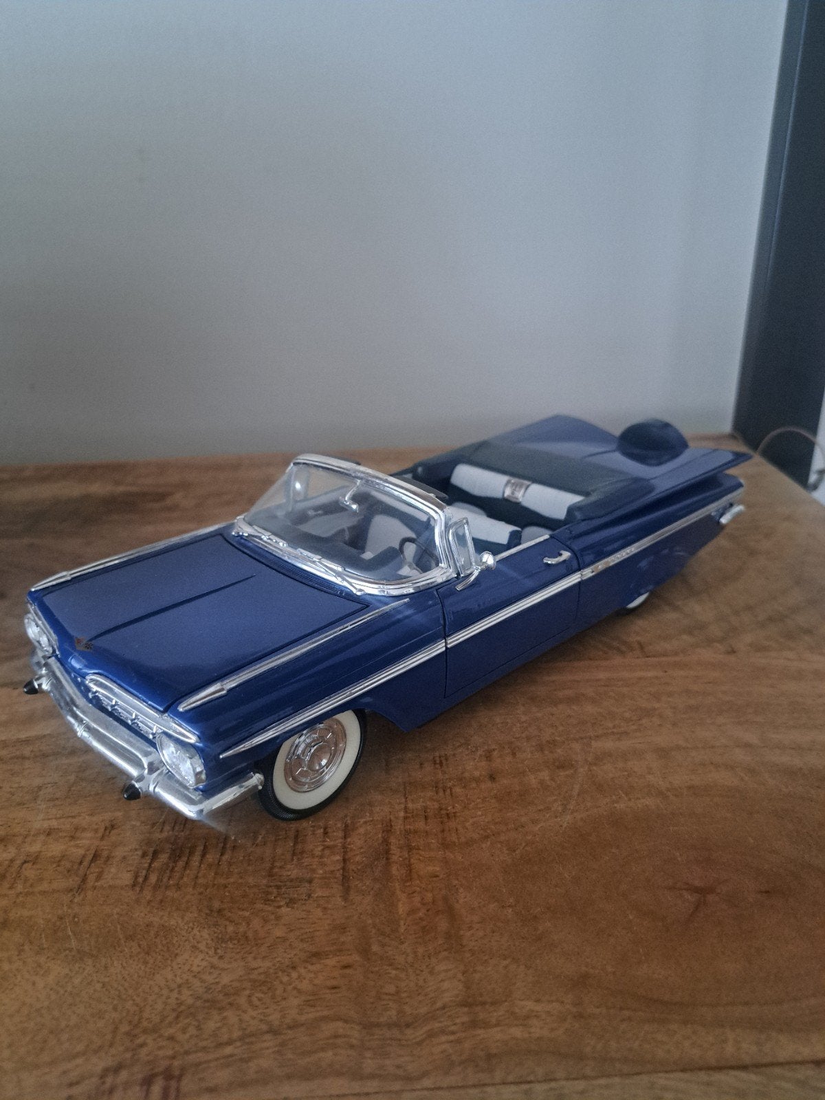 road tough model chevrolet impala, Hobby en Vrije tijd, Overige merken, Auto, Ophalen of Verzenden, Zo goed als nieuw