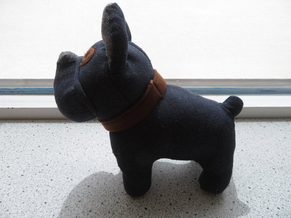 Knuffel Hond Buldog van BSI BV Roelofarendsveen jeansstof, Ophalen of Verzenden, Zo goed als nieuw, Hond, Met label