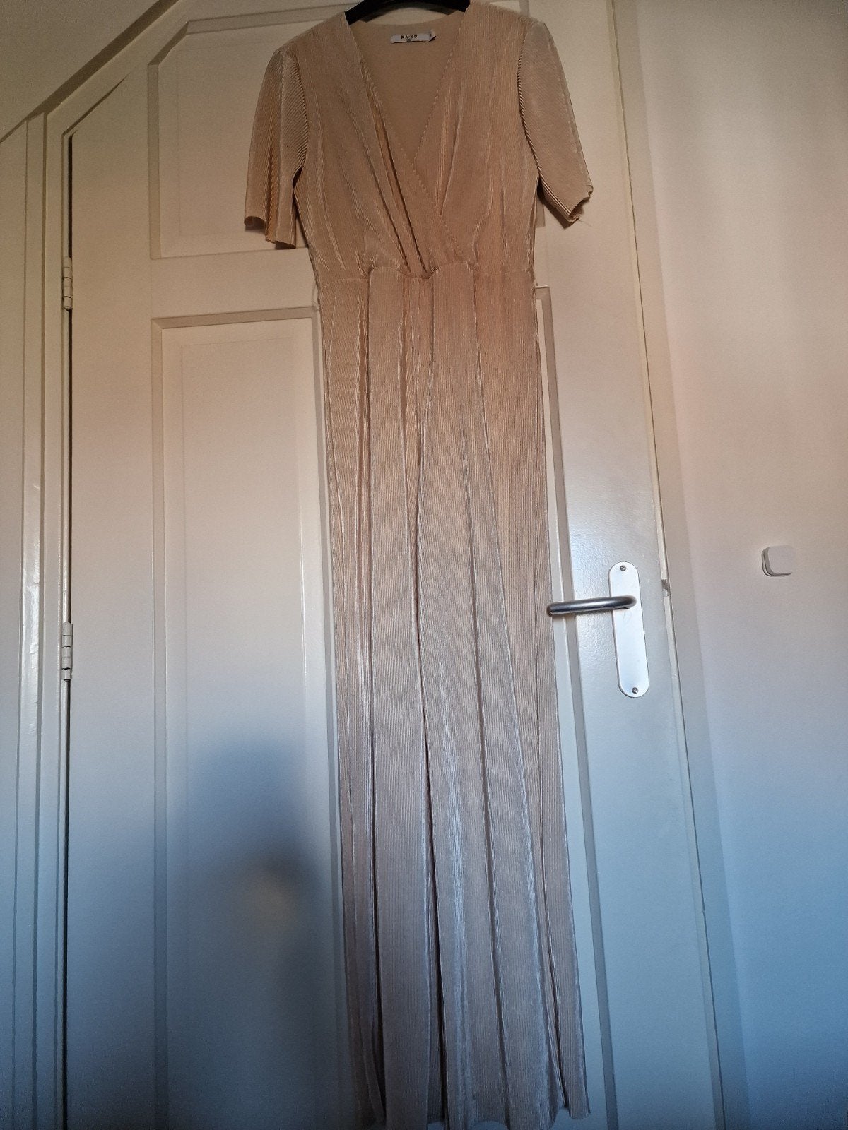 Nakd jumpsuit, Kleding | Dames, Maat 38/40 (M), Ophalen of Verzenden, Goud, Gedragen
