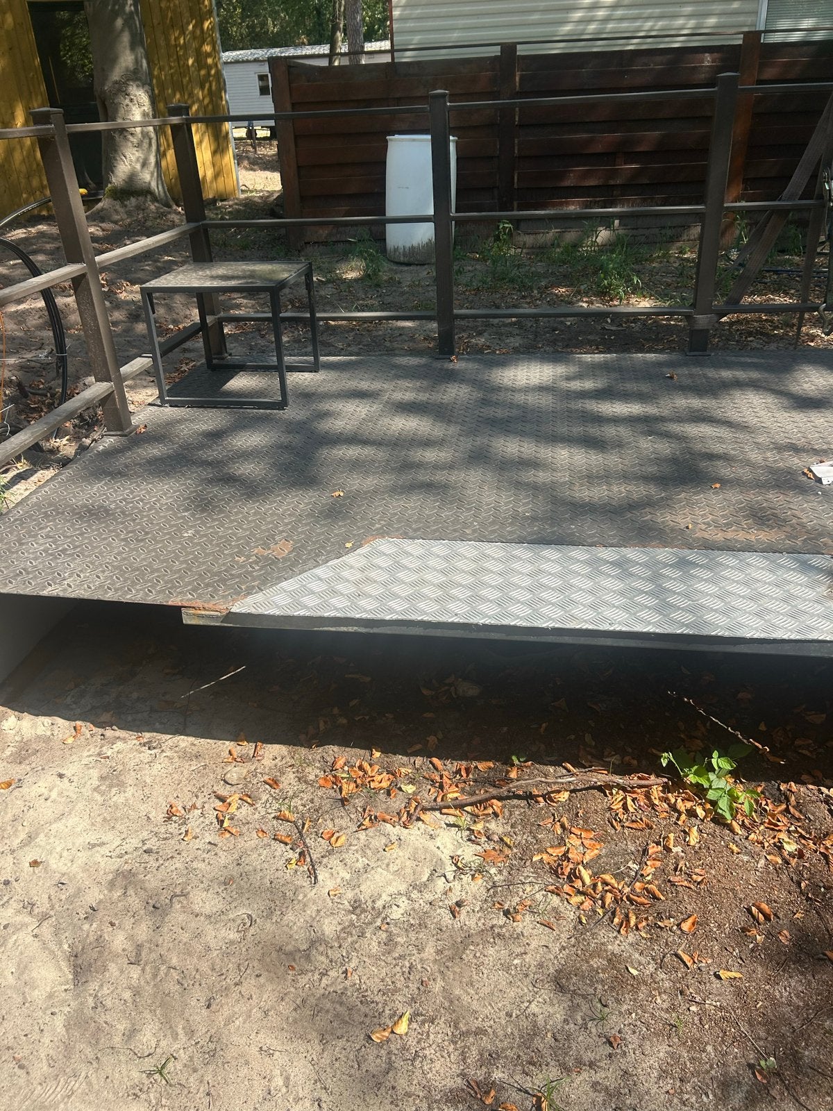 Stevig metalen plateau met trap en balustrade, Ophalen, Gebruikt, Overige typen, Minder dan 2 meter