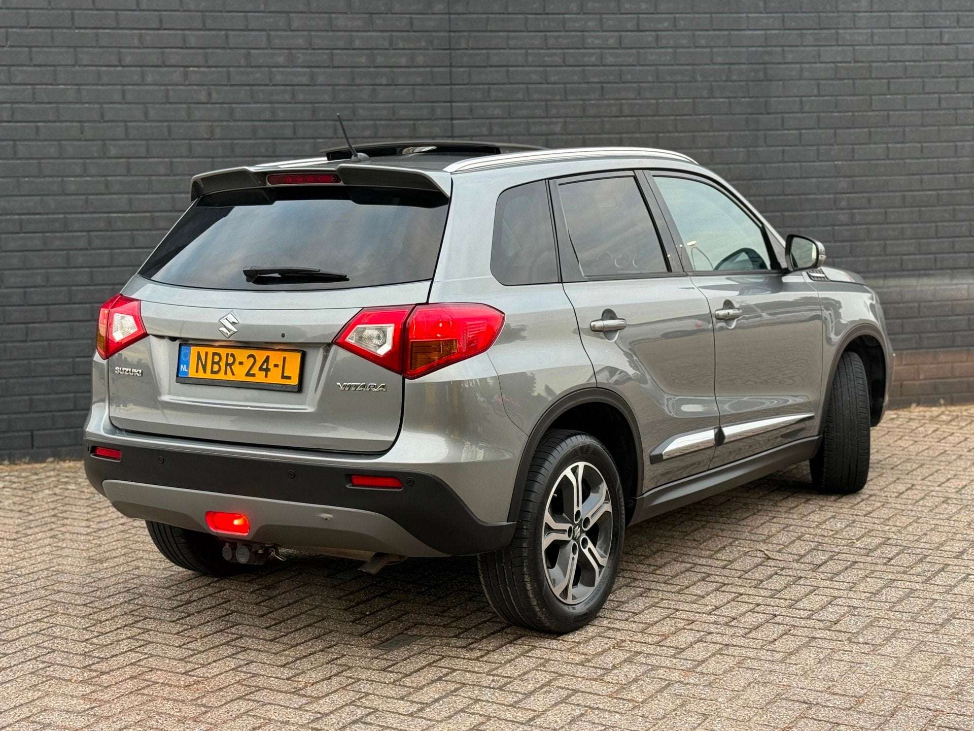 Suzuki VITARA 1.6 High Executive Panoramadak half Leer Keyle, Auto's, Voorwielaandrijving, Dealer onderhouden, Gebruikt, Euro 6
