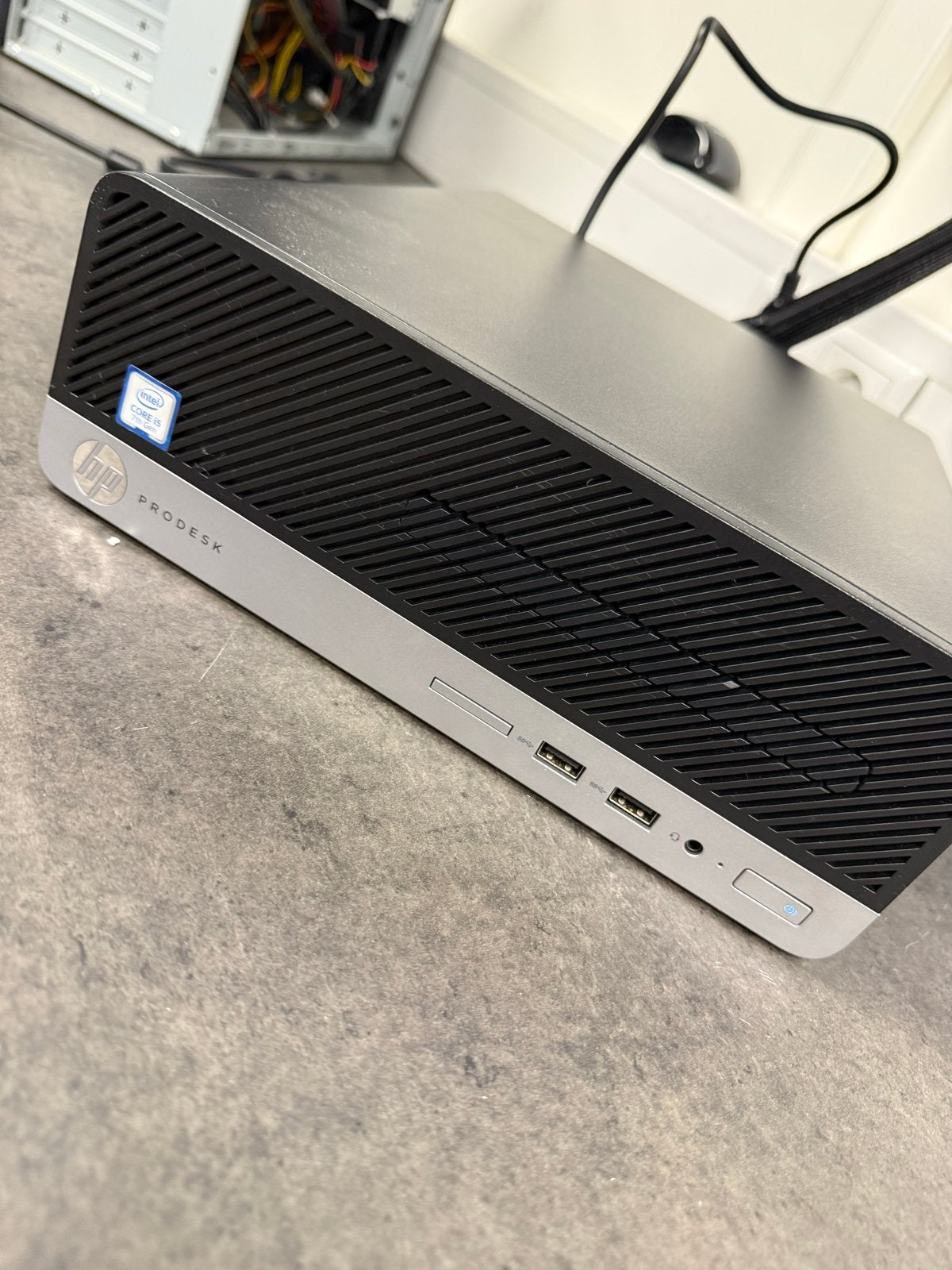 HP ProDesk met Intel i5-7500, 8GB RAM, Windows 11 Pro, Computers en Software, Desktop Pc's, Gebruikt, 3 tot 4 Ghz, HDD, 8 GB, Met videokaart