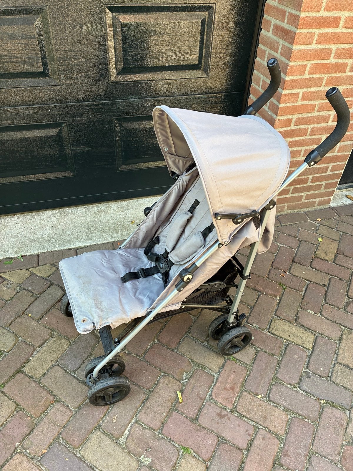 Gebruikte buggy met zonnekap en verstelbare rugleuning, Ophalen, Gebruikt, Overige merken, Verstelbare rugleuning