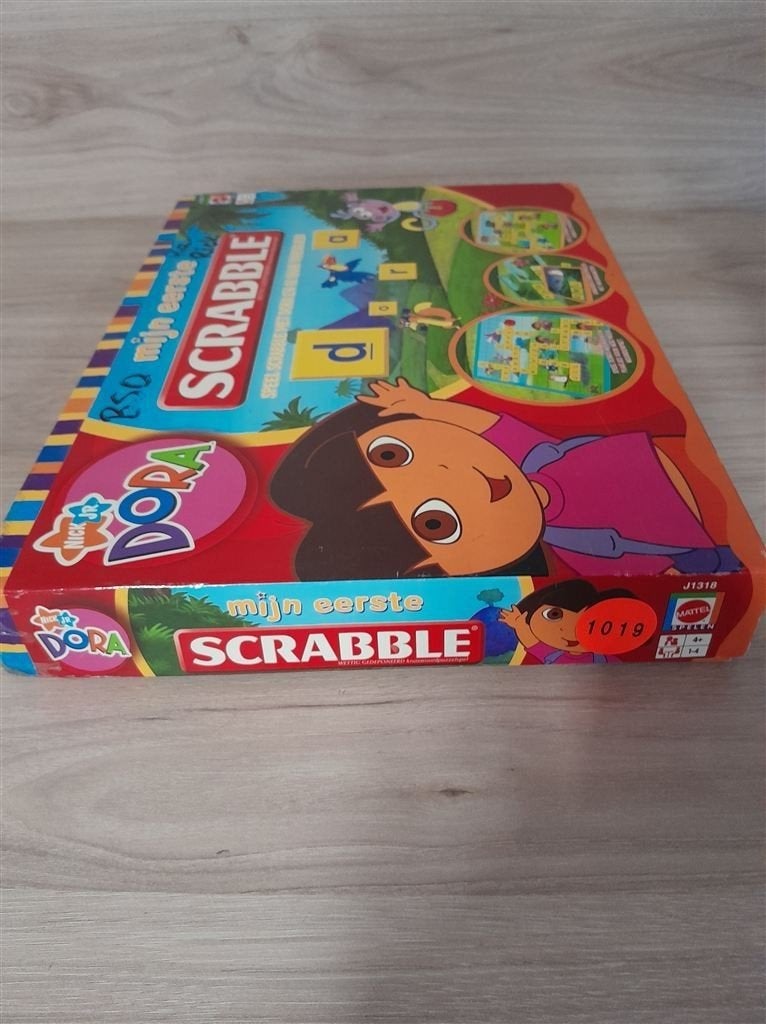 mijn eerste scrabble dora Mattel [s1019], Hobby en Vrije tijd, Gezelschapsspellen | Bordspellen, Verzenden, Zo goed als nieuw