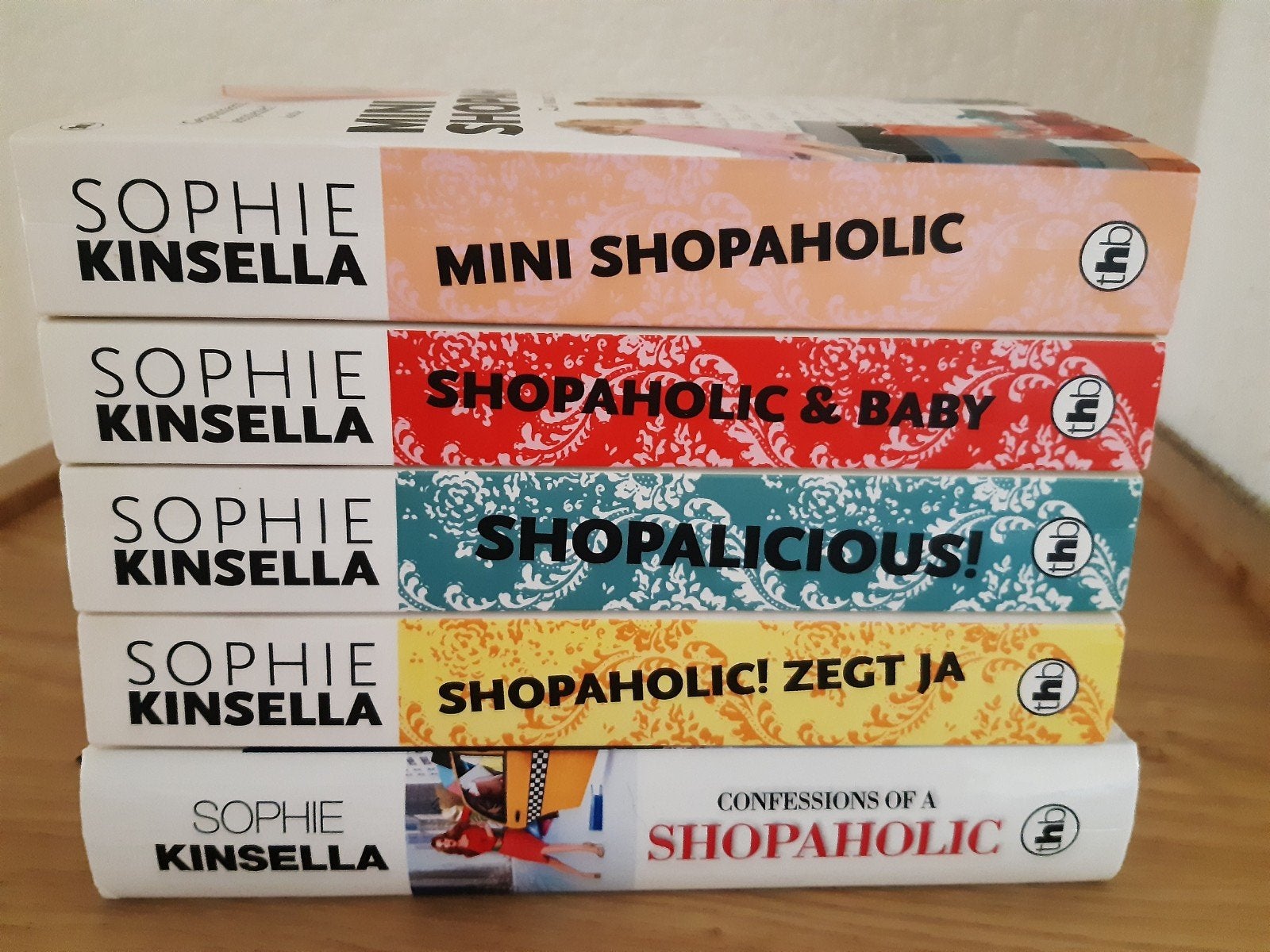 5 romans met hierin 6 verhalen Sophie Kinsella, shopaholic, Verzenden, Gelezen
