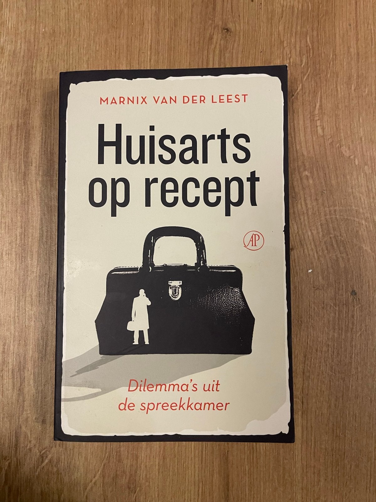 Huisarts op recept - Marnix van der Leest, Ophalen of Verzenden, Gelezen, Nederland
