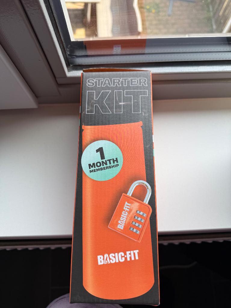 Basic fit slot & thermofles, Sport en Fitness, Fitnessmaterialen, Ophalen, Nieuw, Overige typen