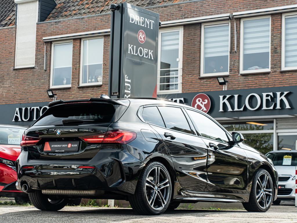 BMW 1-serie 118i Corporate High Exe M-Sport ORG NL PANO HARM, Gebruikt, Zwart, Bedrijf, Handgeschakeld