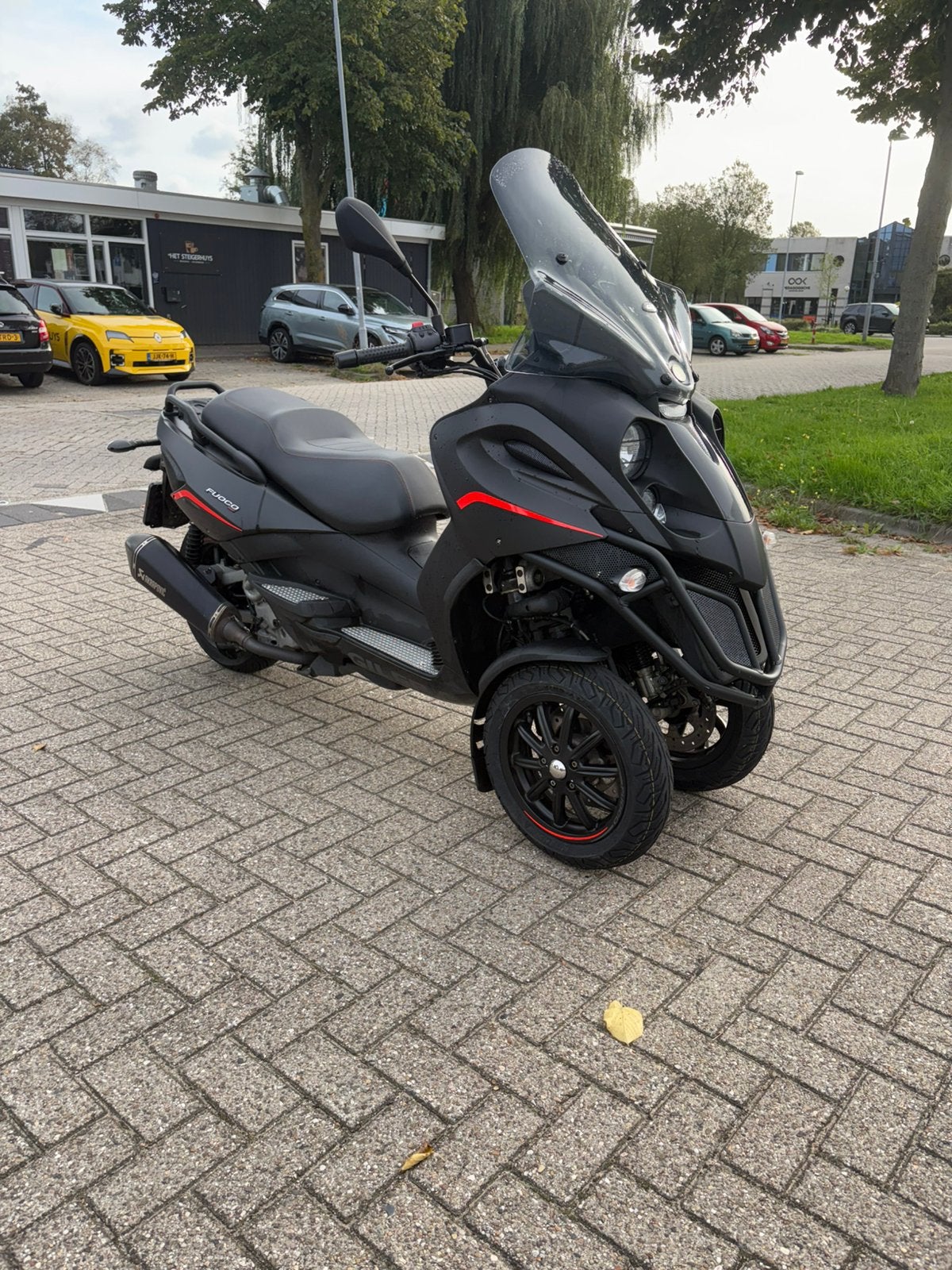 Gilera fuoco lt 2017 akrapovic zeer nette staat! (Mp3), Ophalen, Zo goed als nieuw, Benzine, Overige modellen