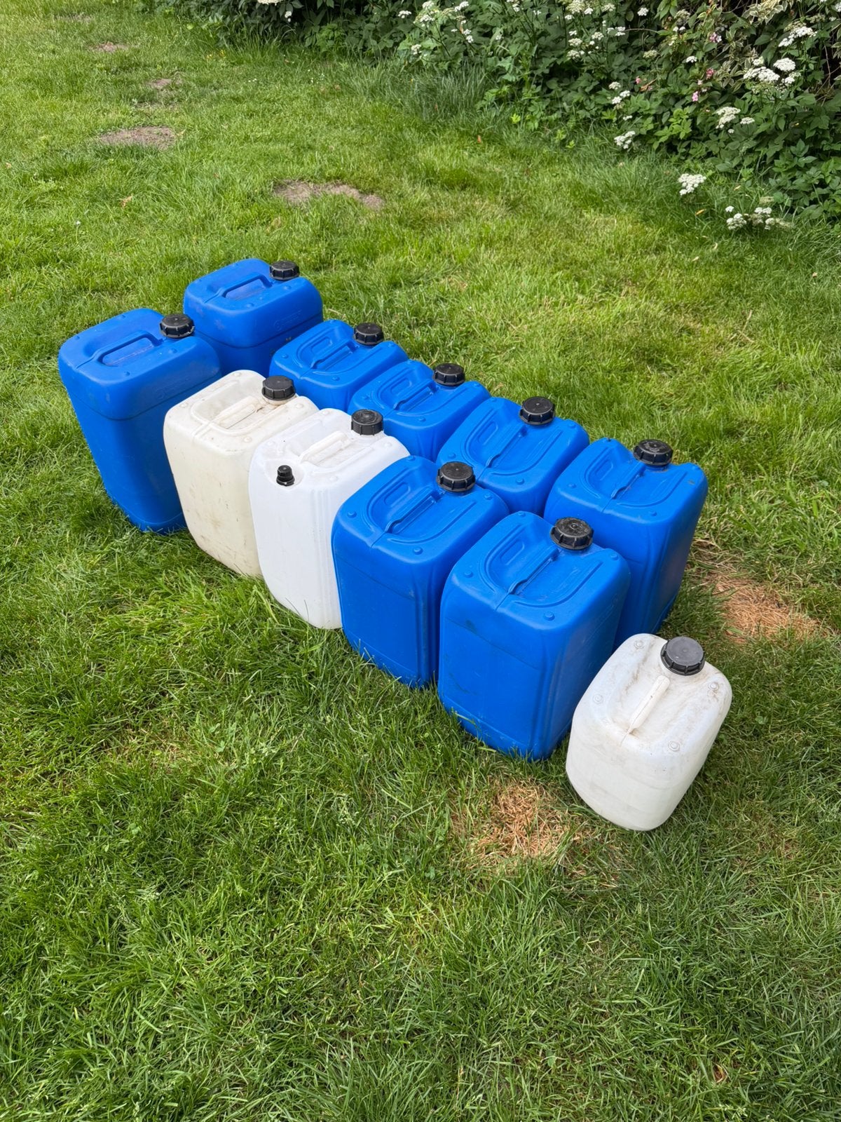 Jerrycan, Ophalen