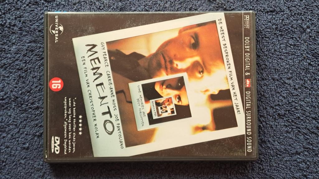 Memento "Guy Pierce, Carrie-Ann Moss", Vanaf 16 jaar, Ophalen of Verzenden, Zo goed als nieuw