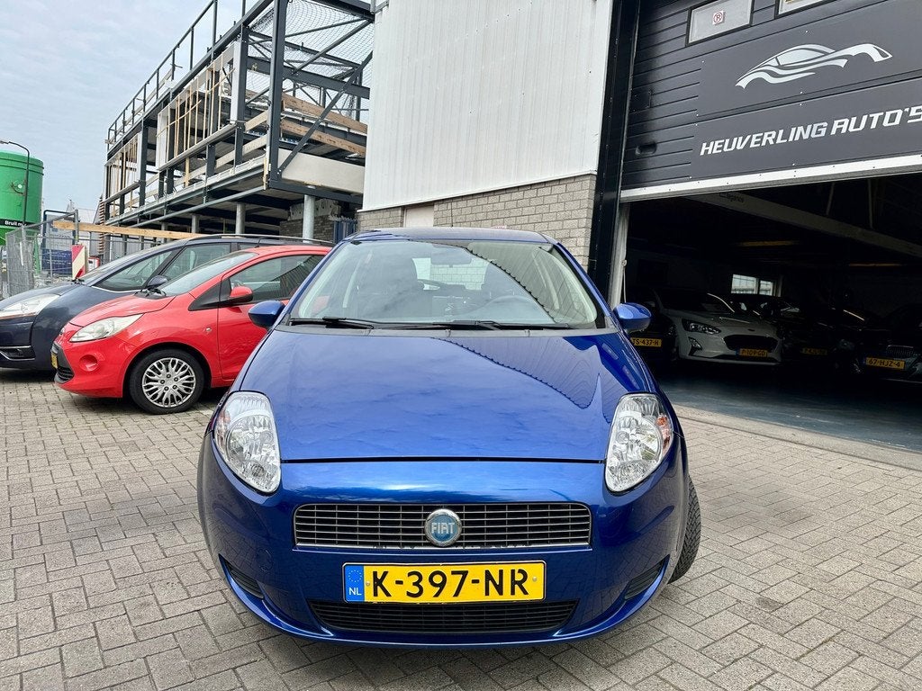 Fiat Grande Punto 1.4 Active | Carplay | APK | 5 Drs, Voorwielaandrijving, Stof, Zwart, 4 cilinders