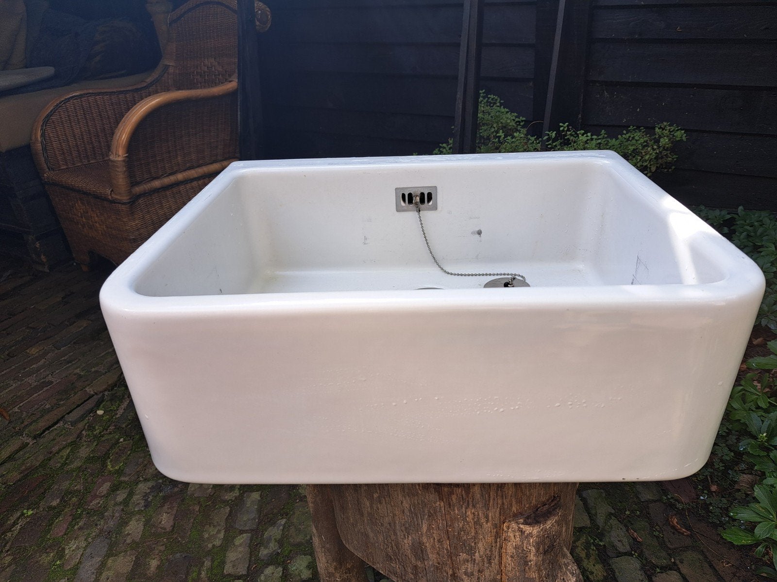 Witte wasbak met sifon en afvoerplug, Ophalen, Gebruikt, Wastafel