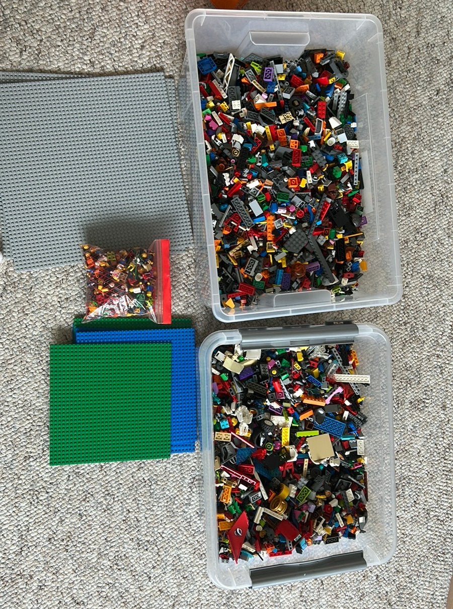 16 kg LEGO + 9 grote platformen, Ophalen, Zo goed als nieuw