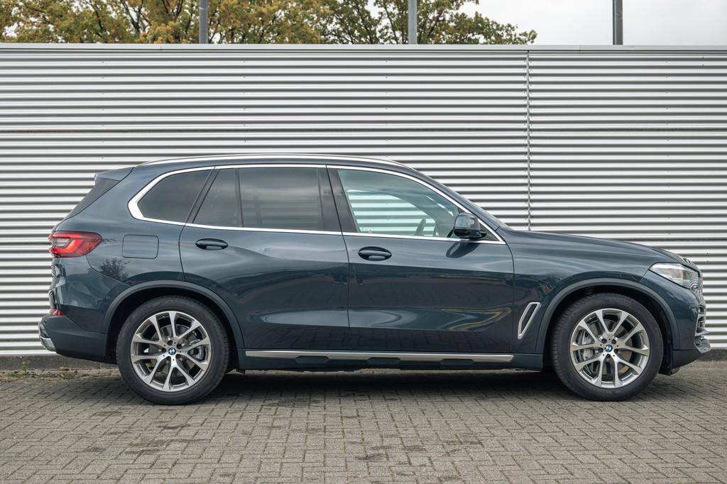 BMW X5 xDrive45e xLine Automaat / Panoramadak / Adaptief ond, Auto's, BMW, Gebruikt, 394 pk, Met garantie (alle), Leder