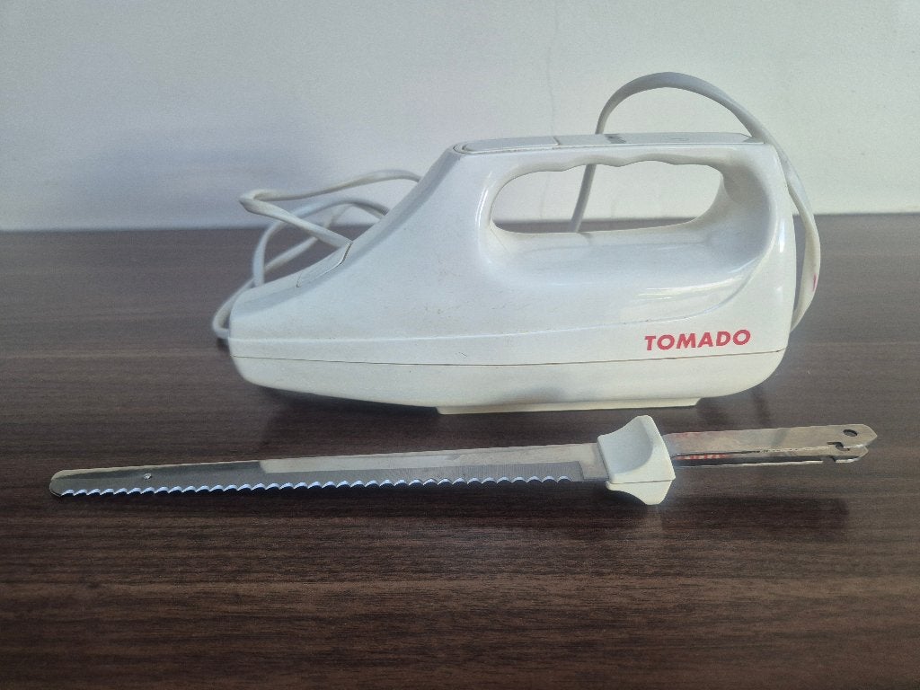 Tomado electrisch mes, Ophalen of Verzenden, Zo goed als nieuw, Snijmachine, Wit