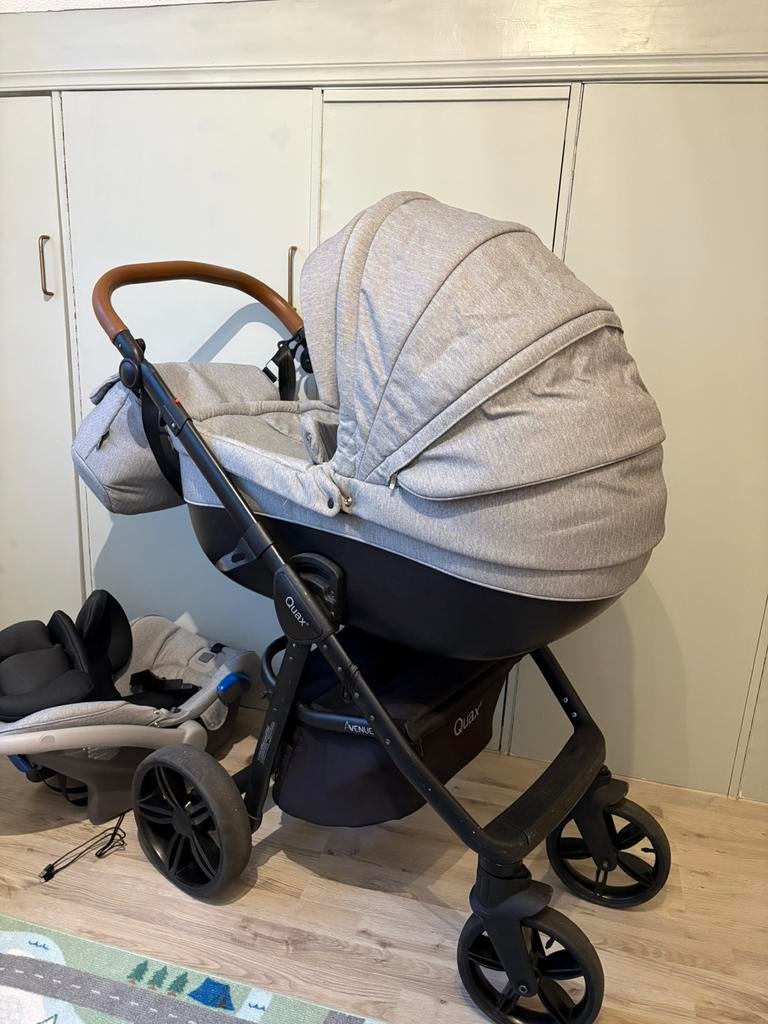 Quax Kinderwagen 3 In 1 Avenue Chevron Grey, Kinderen en Baby's, Kinderwagens en Combinaties, Gebruikt, Combiwagen, Verstelbare duwstang
