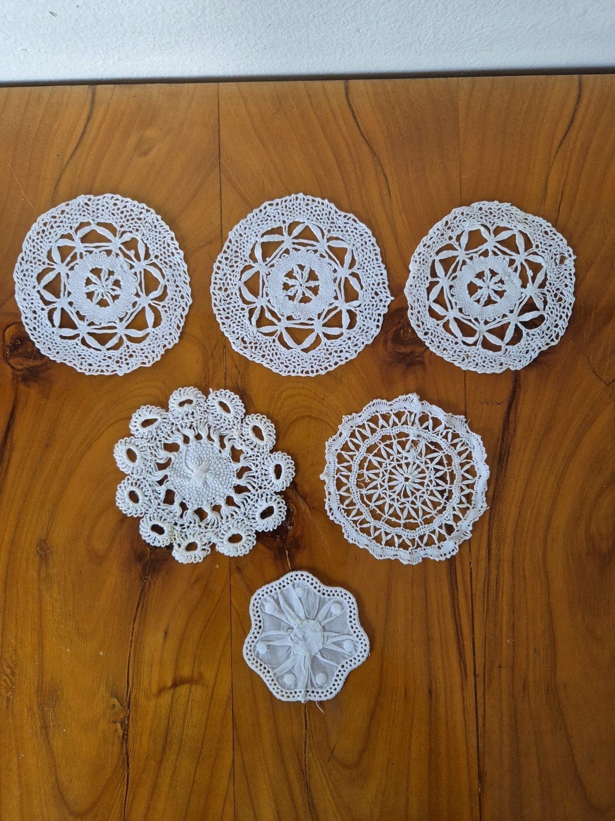 Antieke onderzetters doorsnede ca. 9 cm, Ophalen of Verzenden