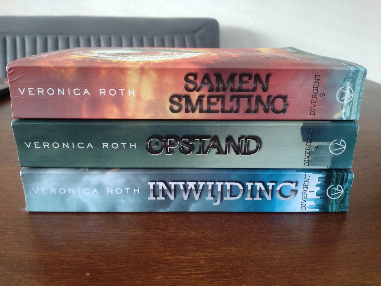 Divergent trilogie - Veronica Roth (deel 1, 2, 3), Boeken, Ophalen of Verzenden, Gelezen, Veronica Roth