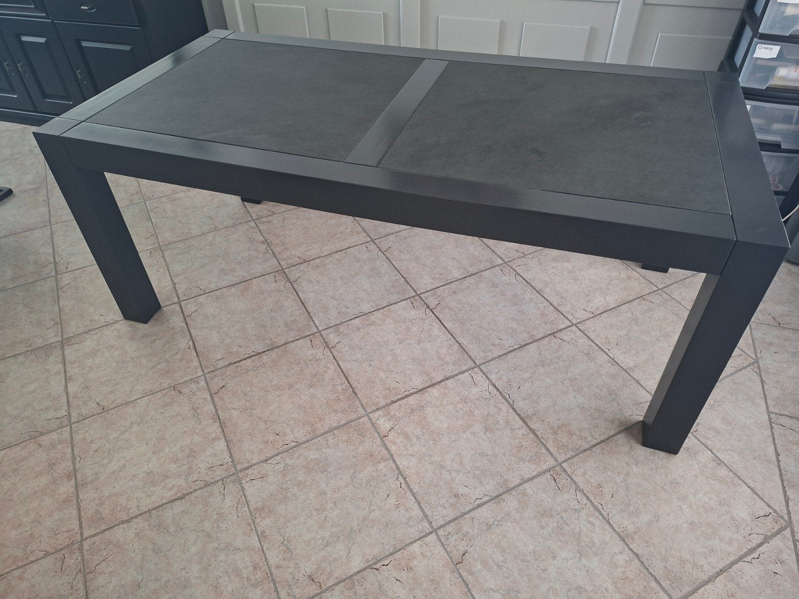 Stijlvolle zwarte eettafel met granieten platen (200x100cm), Ophalen, Overige materialen, 100 tot 150 cm, 200 cm of meer