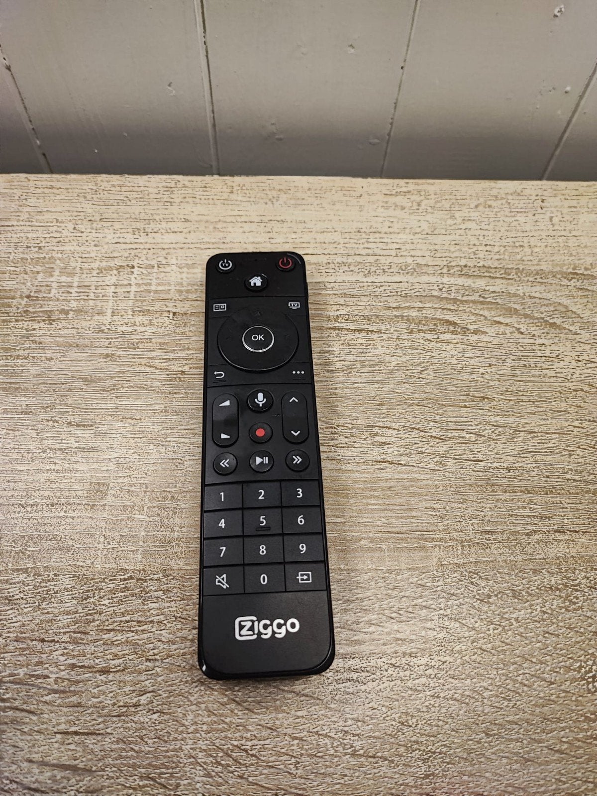 Te koop Ziggo afstandsbediening, Ophalen of Verzenden, Zo goed als nieuw, Origineel