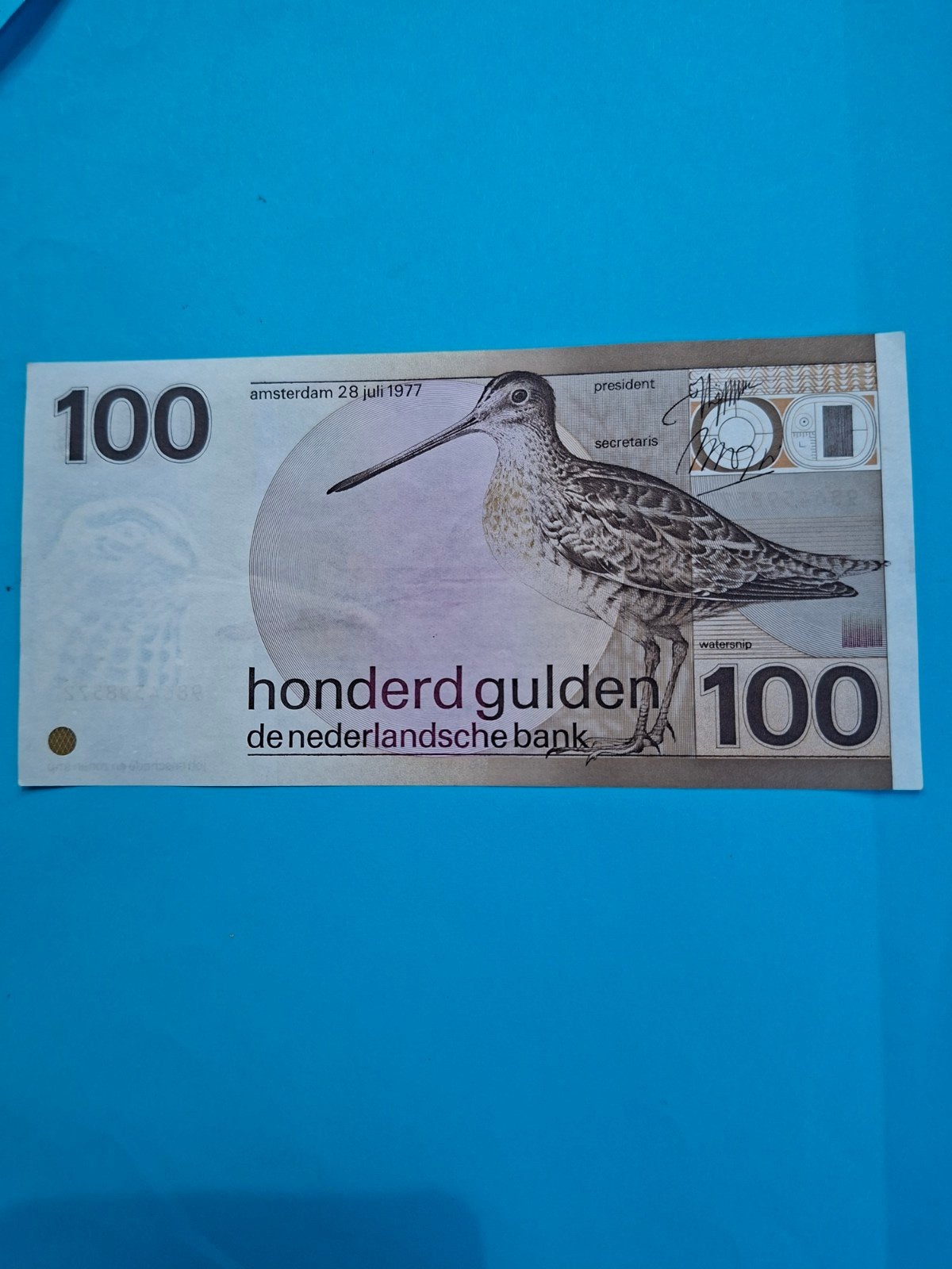 100 gulden Snip uit 1977 in AUNC
Serie nummer 9864598572
NVM, Postzegels en Munten, Bankbiljetten | Nederland, Ophalen of Verzenden