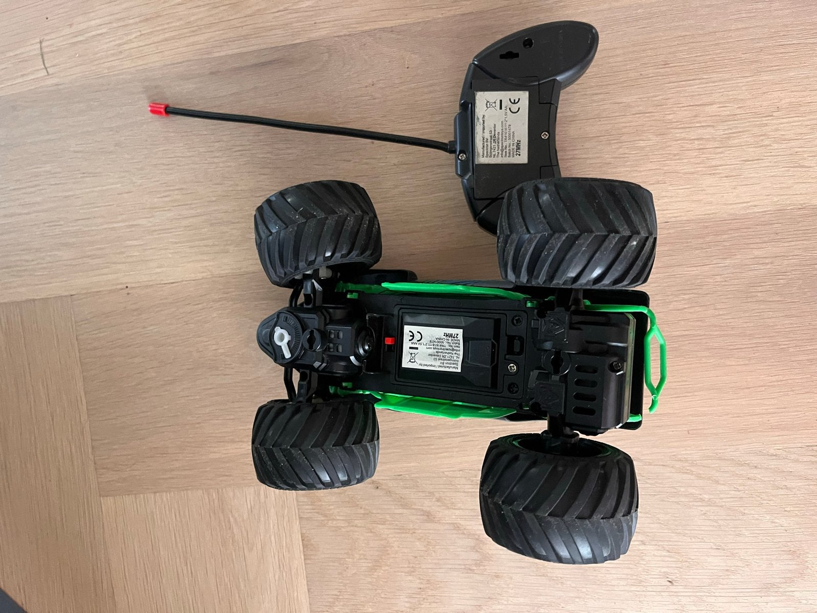 Monster Truck RC Auto met Afstandsbediening, Elektro, Gebruikt, Auto offroad, Ophalen of Verzenden