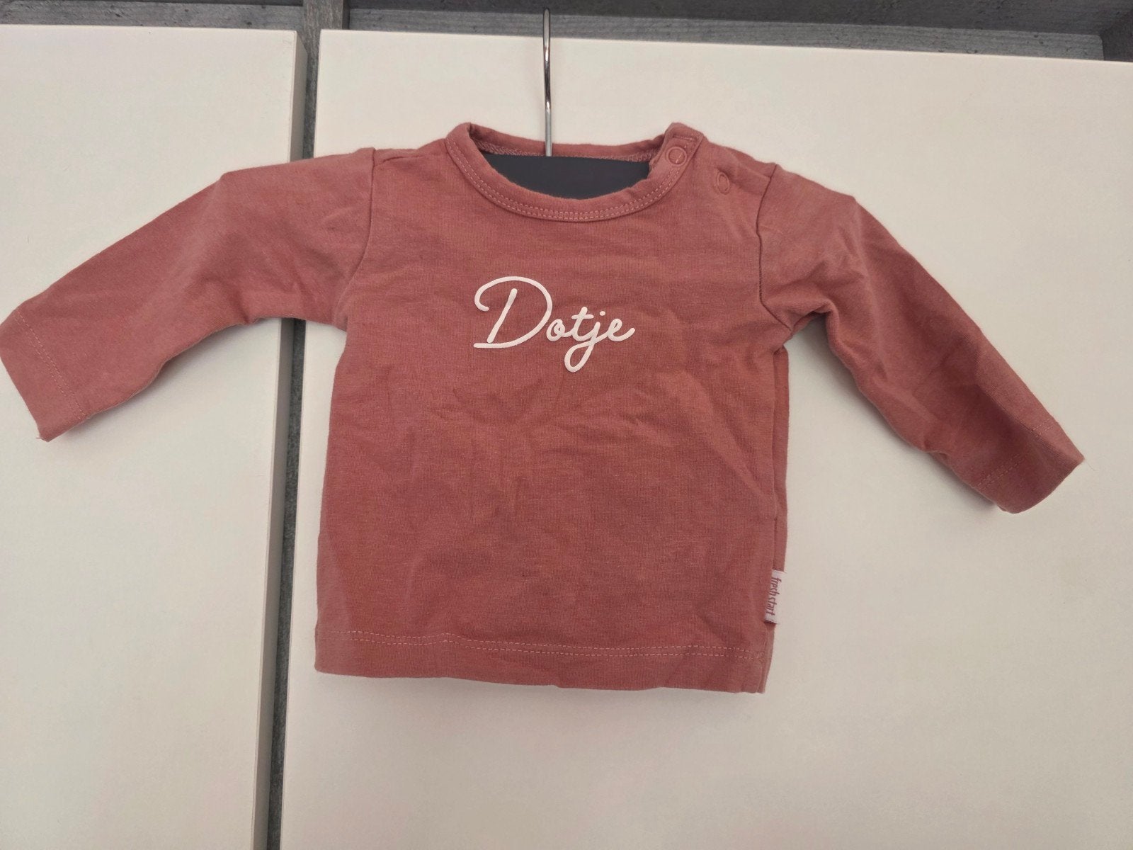 Prenatal truitje maat 44 met 'Dotje' opdruk, Kinderen en Baby's, Babykleding | Prematuur, Ophalen of Verzenden, Zo goed als nieuw