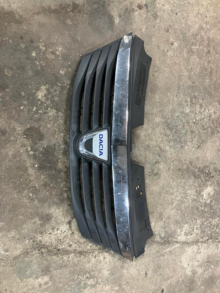 Dacia / grill / logan, Auto-onderdelen, Voor, Nieuw, Bumper, Ophalen