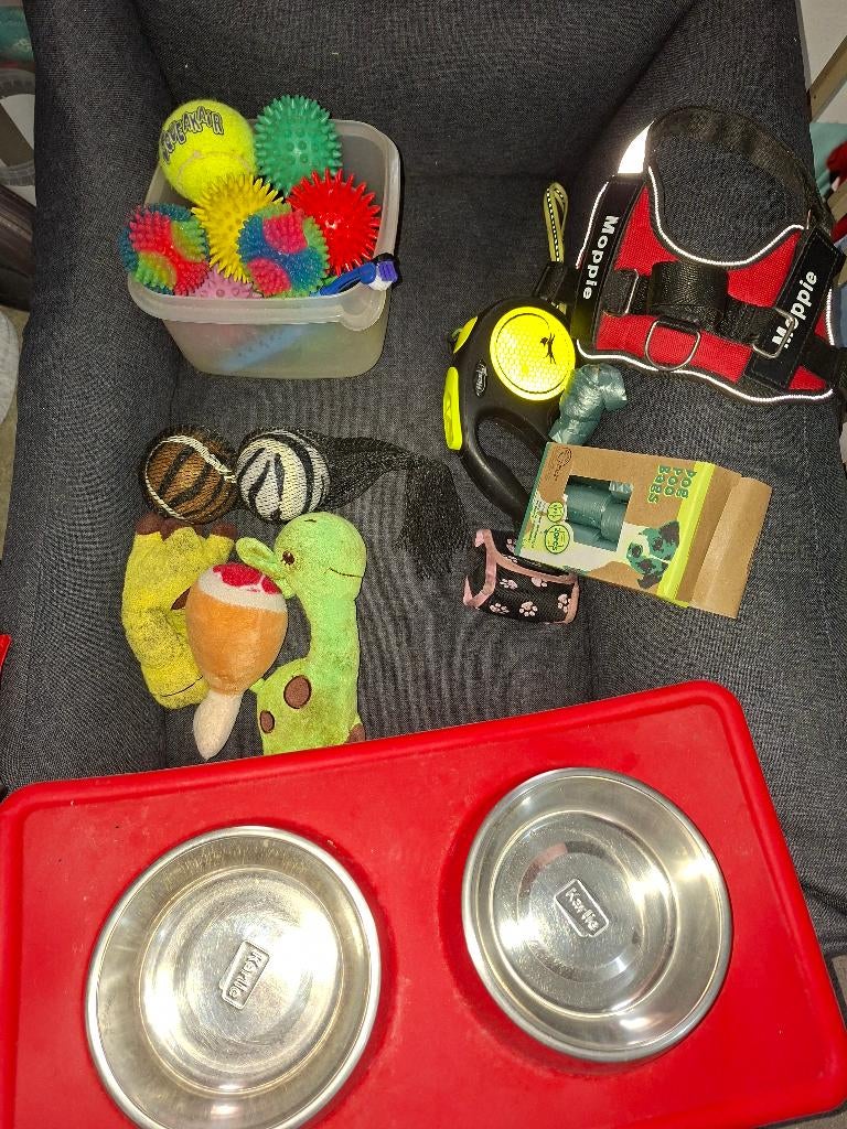 Hondenmand riem tuigje placemat met voerbakjes, Ophalen, Gebruikt