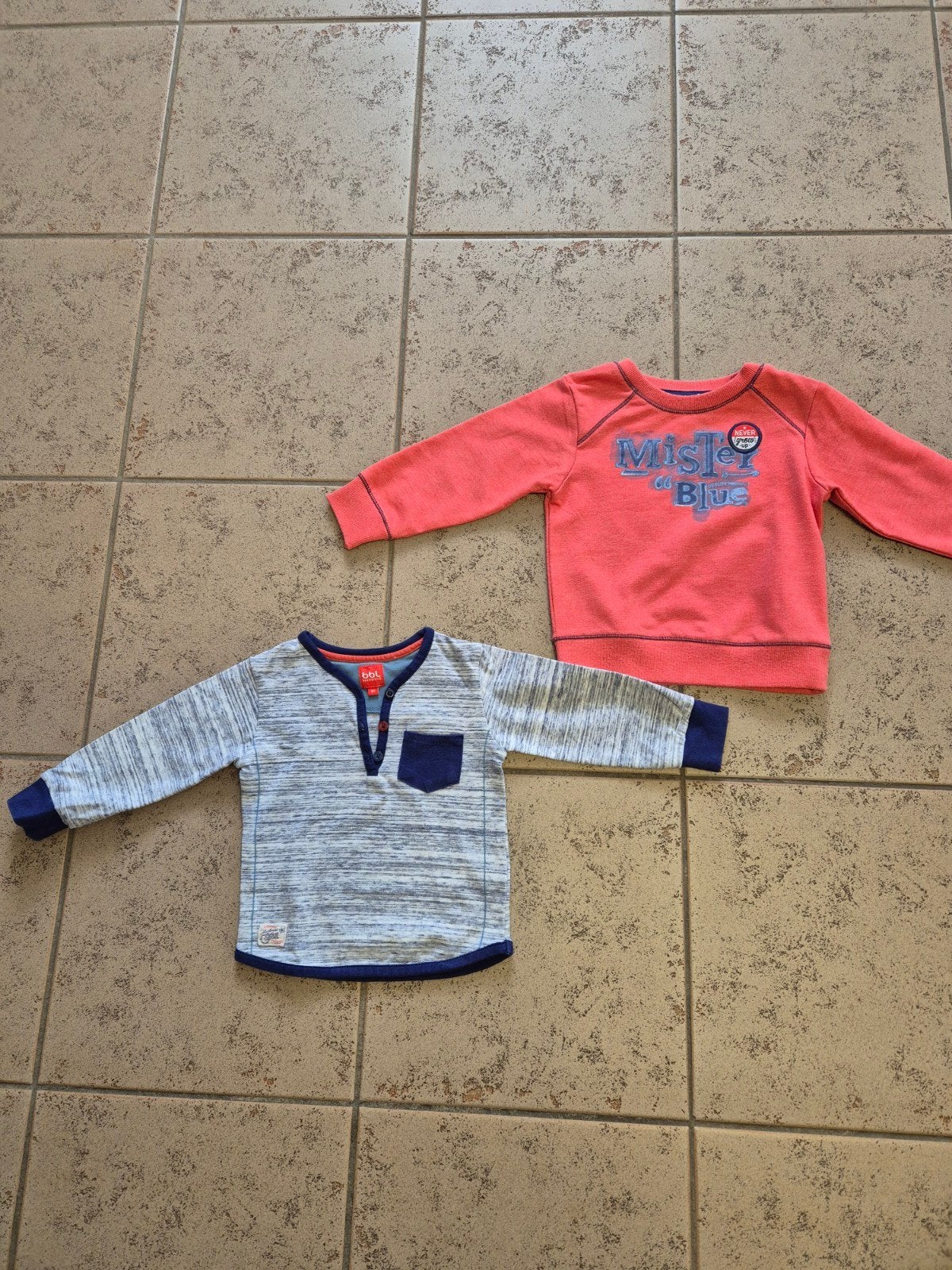 2 sweaters, mt.80, Truitje of Vestje, Ophalen of Verzenden, Zo goed als nieuw, Prenatal