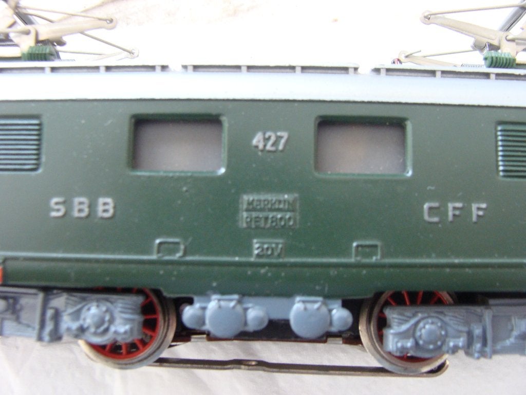 MARKLIN 427 SBB RET 800, Wisselstroom, Gebruikt, Locomotief, Ophalen of Verzenden