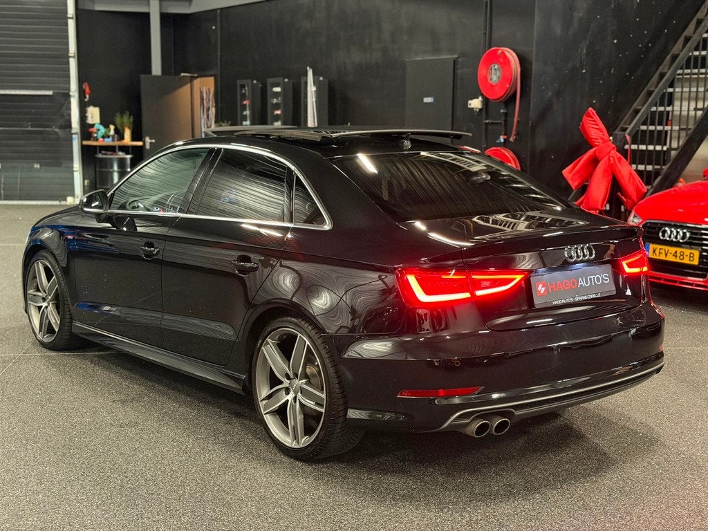 Audi A3 LIMOUSINE 1.8 TFSI quattro S-Line S-TRONIC/180-PK/PA, Automaat, Gebruikt, 4 cilinders, Automatische klimaatregeling