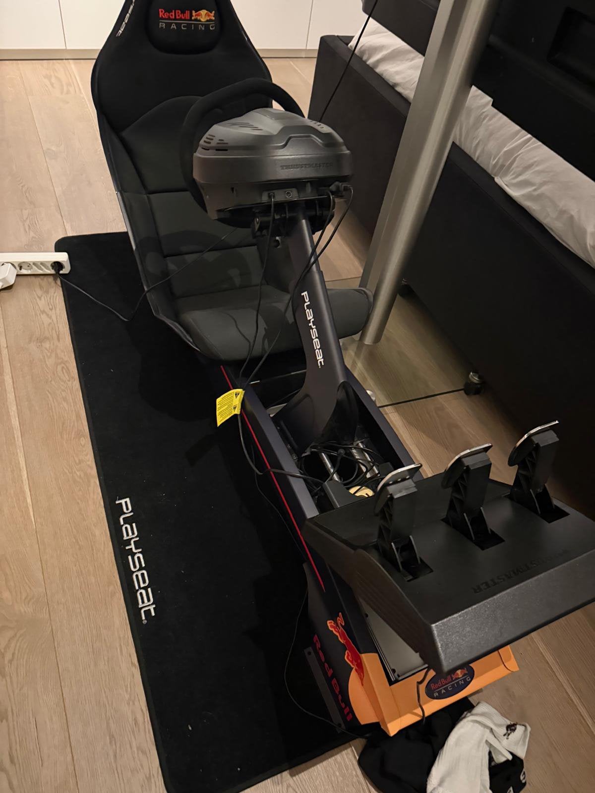 Red Bull Racing Playseat, Spelcomputers en Games, Ophalen of Verzenden, Overige merken, Zo goed als nieuw