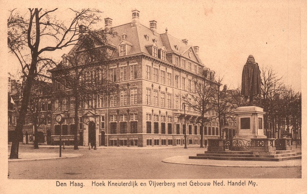 Den Haag, Hoek Kneuterdijk en Vijverberg  131633, Ophalen of Verzenden, Gelopen, Zuid-Holland